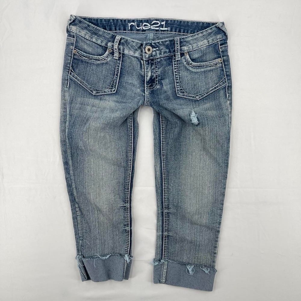 Y2K Women's Low Rise Denim Capris Distressed Embroidered 8 M 32 Preppy Grunge